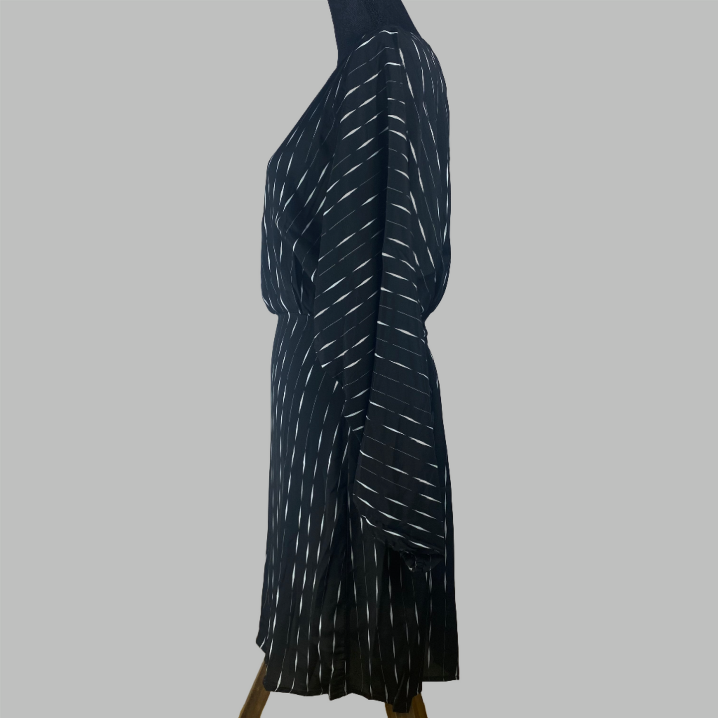 Sisley Dress Size L