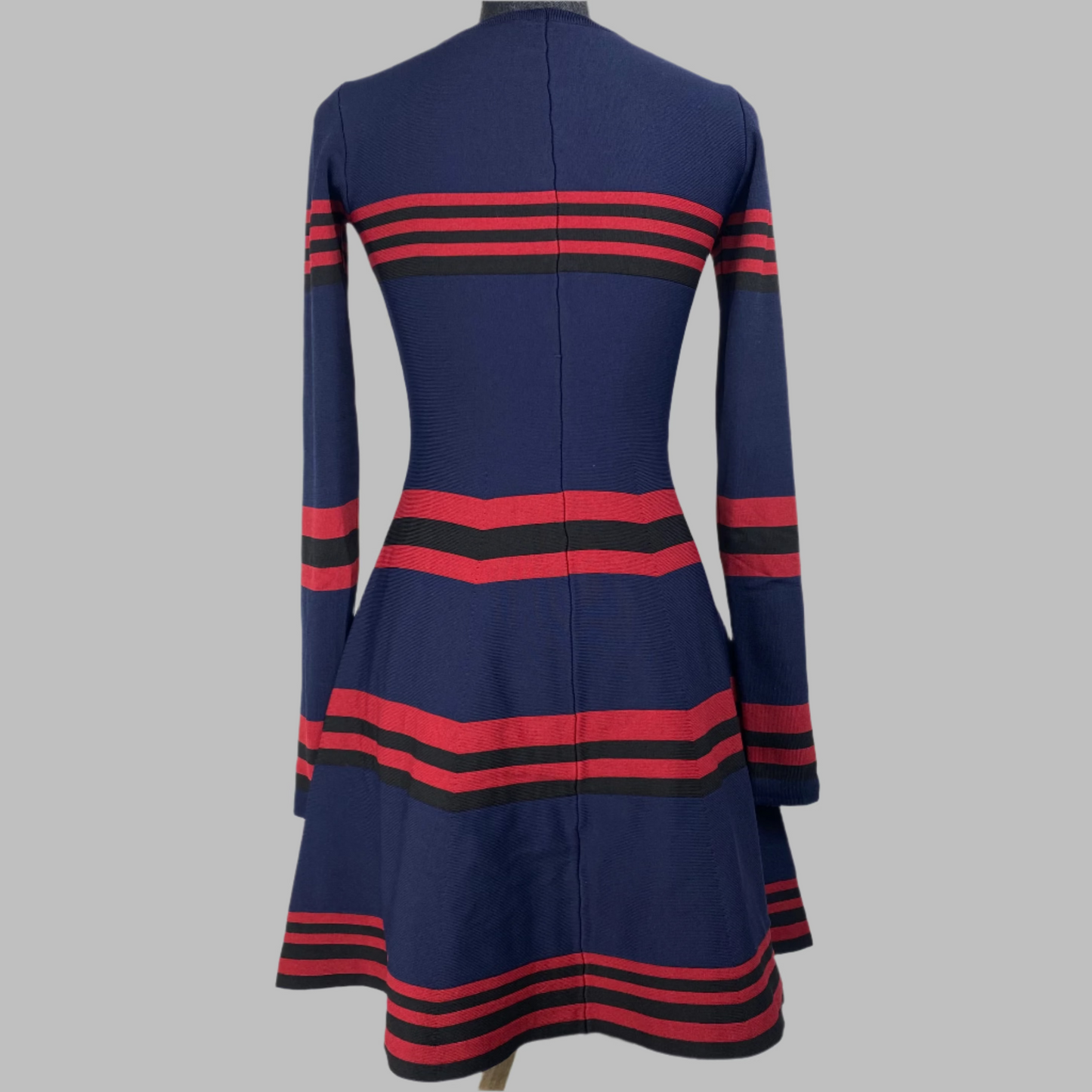 Nikkie Dress Size S