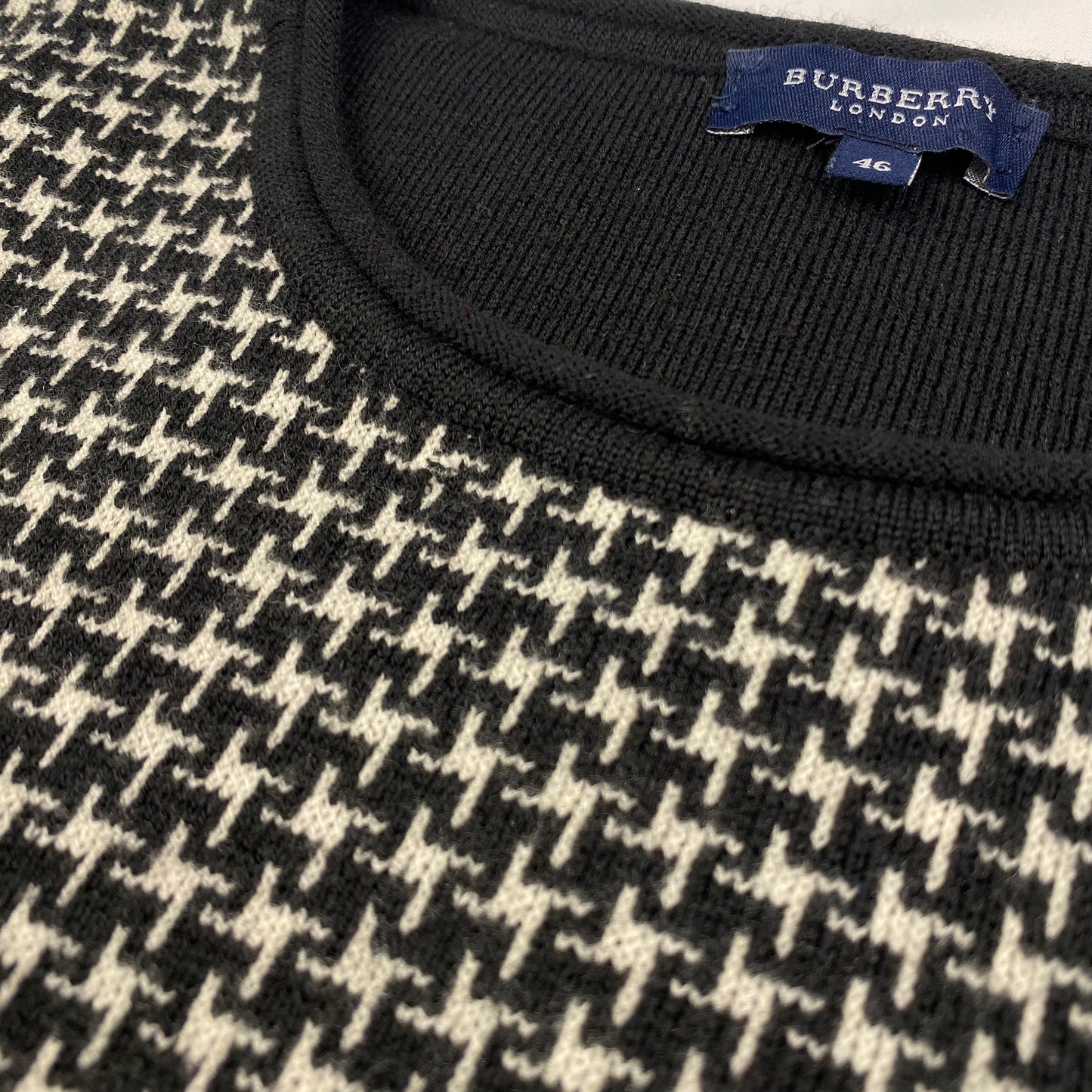 Burberry Trui Maat M/L